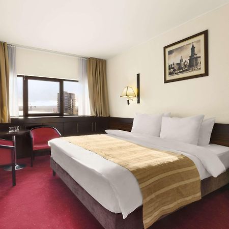 Ramada Iasi City Center Eksteriør bilde