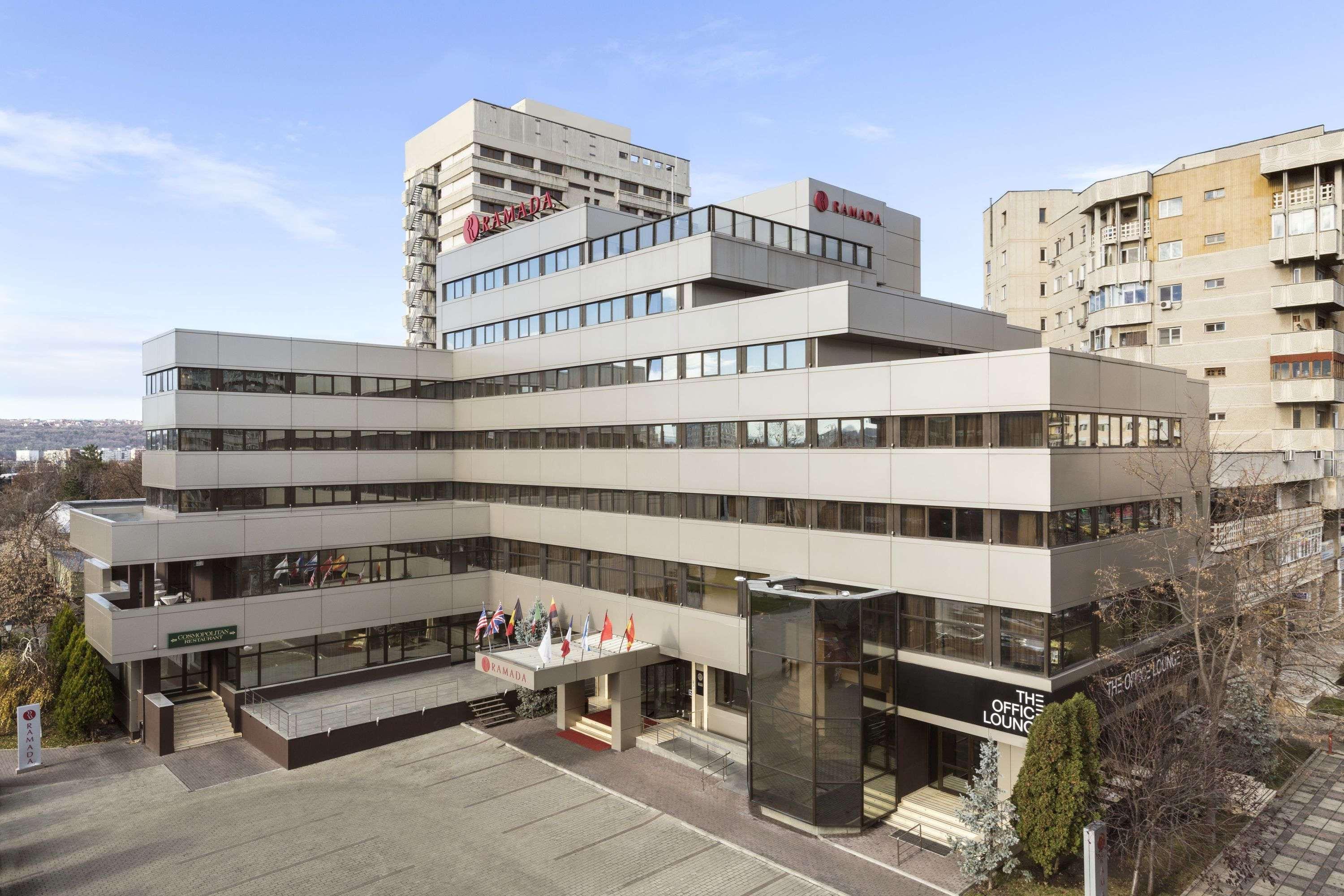Ramada Iasi City Center Eksteriør bilde